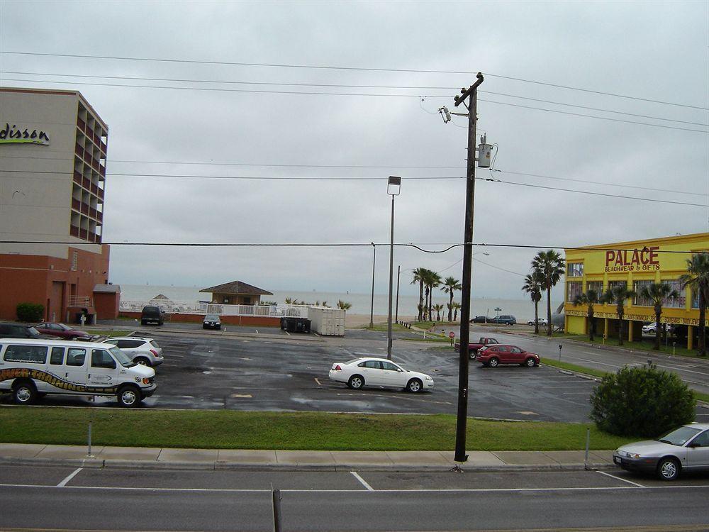 Regency Inn Motel By The Beach Corpus Christi Exterior photo