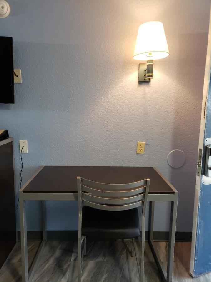 Regency Inn Motel By The Beach Corpus Christi Exterior photo